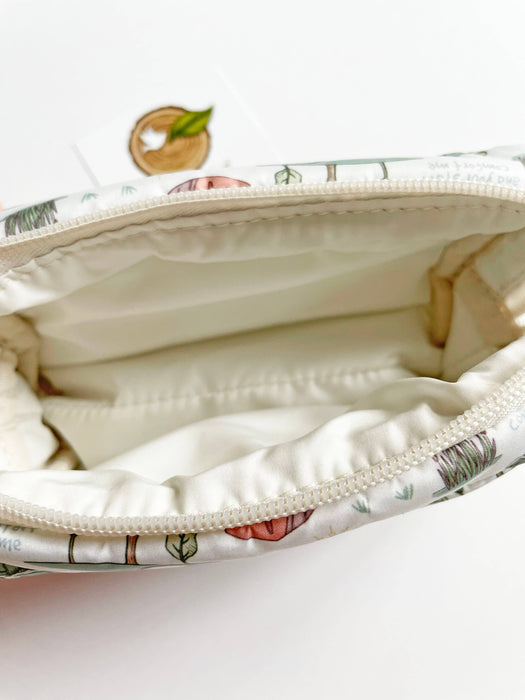 Waterproof Puffer Pouch | The Good Shepherd Waterproof