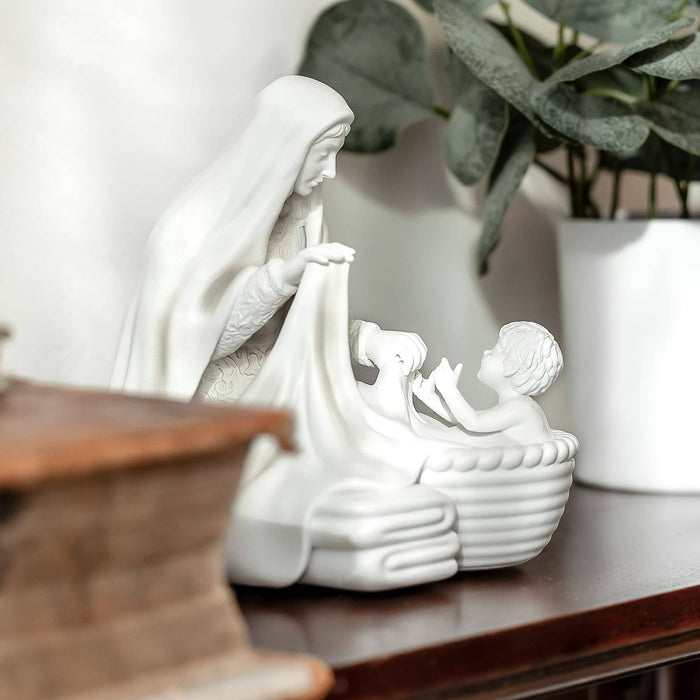 Marian Statue | Laundry with Baby Jesus